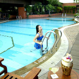 Swimming pool