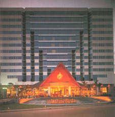 Charoensri Grand Royal Hotel