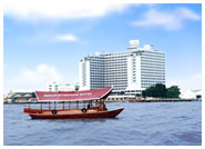 Cocktail cruise on Chao Phara river
