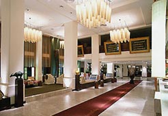 Lobby bar