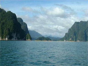 Cheow Lan Lake, Khao Sok national park, Surat Thani