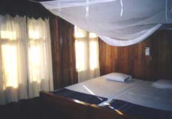 Myanmar Beauty guesthouse bed