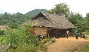 Tha Ta Fang Karen village